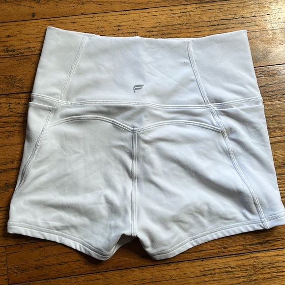 Fabletics Shorts - Picture 5 of 6
